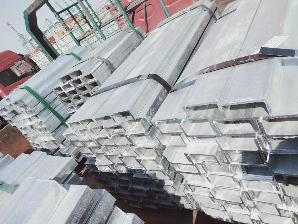 S355JR hot rolled channel steel