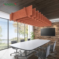 Panneaux acoustiques suspendus en PET polyester pour plafond, absorption sonore, panneaux ondulés pour projets de design d'intérieur commercial