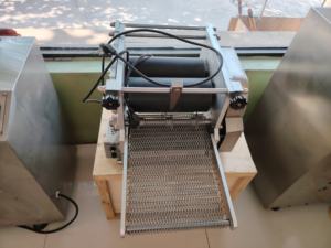 Machine industrielle multifonctionnelle automatique en acier inoxydable 304 pour la fabrication de pain roti, de maïs et de tortillas mexicaines - Product Image 2