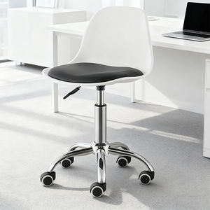 <span class=keywords><strong>Silla</strong></span> de Recepción para Recepción con Estructura Cromada Pulida de Estilo Ejecutivo Negro, <span class=keywords><strong>Silla</strong></span> de Oficina de Aspecto Profesional y Elegante - Product Image 1