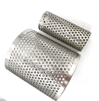 Tuyaux perforés en acier au carbone, alliage d'aluminium, acier inoxydable 304 de 0,5 mm à 10 mm pour la filtration et la séparation (OEM)