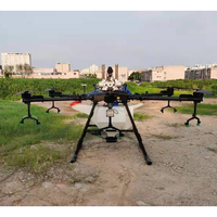 Drone de nettoyage de fenêtres puissant, drone de nettoyage de façades, drone de nettoyage de bâtiments haute pression