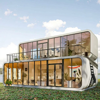 Villa modulaire préfabriquée en forme de cabane à deux étages pour l'hébergement en station balnéaire et les investissements touristiques
