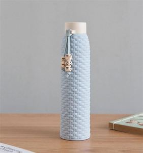 Bouteille d'eau pour enfants en paille de blé, bouteille d'eau potable, bouteille d'eau en verre - Product Image 3