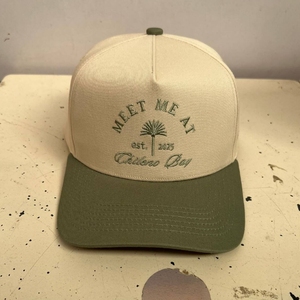 Gorra Trucker Verde Salvia con Logotipo Personalizado Bordado, Estilo Vaquero, Dos Tonos, Recuerdos de Boda Vintage, Unisex, Gorra de Béisbol de 5 Paneles con Cierre a Presión - Product Image 2