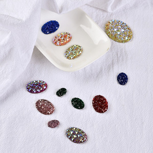 Adesivo in resina di lusso <span class=keywords><strong>per</strong></span> scarpe con diamanti in resina acquatica con fondo piatto e strass eleganti di forma ovale - Product Image 1