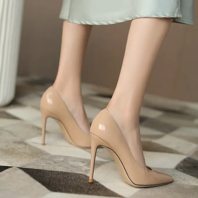 Nude high heels women's fine heels matching shoes Patent leather leather 2022 new pointy leather women's shoes single shoe