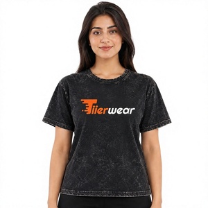 T-shirt décontracté pour femme Tiierwear en coton noir délavé, col rond, manches courtes, coupe ample, avec logo imprimé, toutes saisons, en tissu jersey - Product Image 1