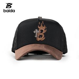 Gorras Personalizadas Barbas 5-Panel de Gamuza Dobby con Bordado de Llama y Cruz de Pedrería - Product Image 1