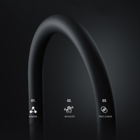 Robinet de cuisine à col de cygne réglable avec tuyau en silicone noir