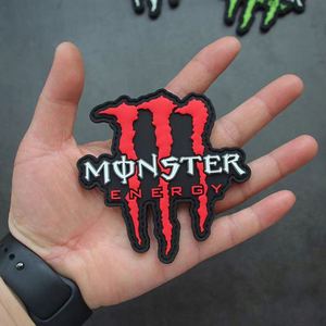 Badge en PVC souple 3D personnalisé de haute qualité, patch en silicone gaufré, logo de marque privée pour vêtements, sacs à dos et chapeaux - Product Image 3