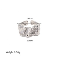 Nouveau design de bague en acier inoxydable plaqué or PVD 18 carats étanche à texture irrégulière pour femmes