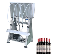 Produits à bas prix petite gravité 4 têtes machine de remplissage liquide vin whisky liqueur bouteille embouteillage machines de remplissage