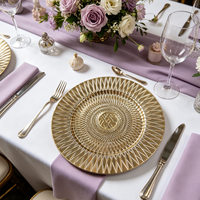 Assiettes de présentation de luxe 13 pouces pour mariage, en plastique PP doré, motif personnalisé, durables et réutilisables, pack de service pour dîner, modèle 2026 très apprécié des utilisateurs
