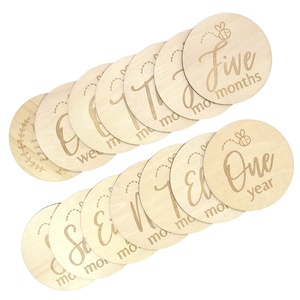 ป้ายไม้สลักลายทำมือแบบขายส่ง สไตล์เรียบง่าย สำหรับบันทึกความทรงจำรายเดือนของทารกแรกเกิ<span class=keywords><strong>ด</strong></span> ถึง 1 ปี ของเ<span class=keywords><strong>ด</strong></span>็กผู้หญิงและเด็กผู้ชาย ใช้เป็นพร็อพถ่ายรูป - Product Image 1