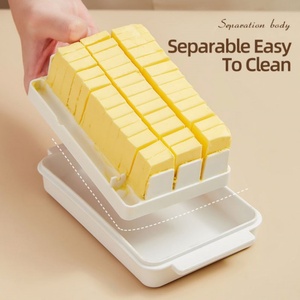 กล่องพลาสติกใส่เนยทรงสี่เหลี่ยมแบบมีฝาปิด ขายดี พร้อมที่ตัดชีส - Product Image 1