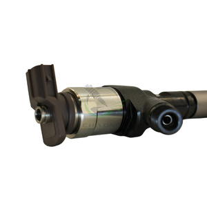 หัวฉีดน้ำมันเชื้อเพลิง 095000-1870 สำหรับ Isuzu 4KH1-TCG40 Qingling 600P Isuzu 600P - Product Image 3