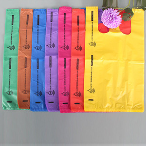Bolsa de Camiseta de Materiales Reciclados HDPE Personalizada a Precio de Fábrica para Uso en Supermercados y Exposiciones - Product Image 4