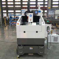 Machine de fraisage CNC pour l'estampage à chaud et l'estampage à froid sur métal, avec clichés pour estampage à chaud et estampage à froid couleur, appliquée aux cartes de visite