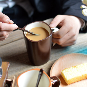 Tasse en céramique avec cuillère, forme carrée, tasse à café et lait, poignée de couleur unie, lot de quatre, occasion cadeau - Product Image 4