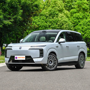 Denza N8L PHEV haut de gamme avec recharge rapide, modèle phare, SUV intermédiaire-grand format, automatique, conduite à gauche, <span class=keywords><strong>voiture</strong></span> neuve pour trajets quotidiens, en stock - Product Image 1