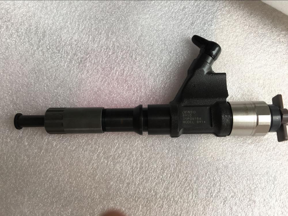 diesel fuel injector 095000-8910 VG1246080106 injector for sinotruck HOWO A7 common rail 095000-8910 VG1246080106
