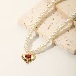 Collar de Perlas con Colgante de Corazón Clásico en Acero Inoxidable Chapado en Oro de 18K con Circonita Roja Rosa para Mujer, para el Día de San Valentín - Product Image 2