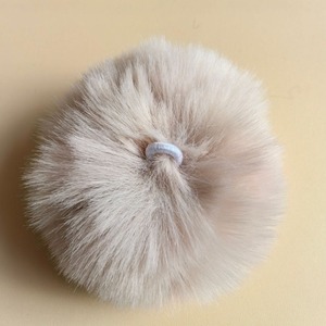 2025 vente en gros en gros multicolore boule <span class=keywords><strong>de</strong></span> fourrure mignon en peluche bouffée porte-clés 8cm rond Pom Pom porte-clés - Product Image 3