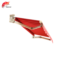 Auvent rétractable moderne en alliage d'aluminium avec voile en polyester enduit de PU, pare-soleil pliable pour usage commercial extérieur