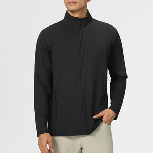 سترات رياضية رجالية فاخرة مخصصة من لولو، خفيفة الوزن للتدريب والجري في الشتاء، ملابس رياضية أنيقة بياقة عالية وملمس ناعم - Product Image 2