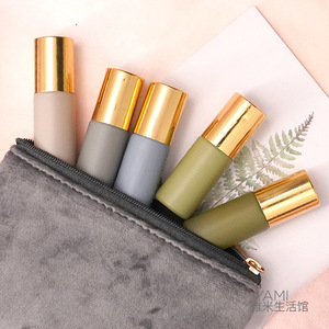 Nhà Máy Ban Đầu 5Ml Morandi Màu Thủy Tinh Tinh Dầu Con Lăn Chai Matte Cho Bóng Đầu Chai Nước Hoa Với Bơm Phun Con Dấu - Product Image 1