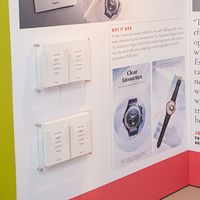 YAGELI Distributeur de brochures mural transparent en acrylique sur mesure, support de présentation personnalisé, couleur au choix