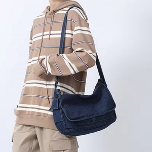 Version coréenne Niche Design <span class=keywords><strong>Sac</strong></span> à bandoulière pour <span class=keywords><strong>femme</strong></span> <span class=keywords><strong>Sac</strong></span> à bandoulière en denim à la mode pour étudiants pour les <span class=keywords><strong>cours</strong></span> d'hiver, d'automne et d'été - Product Image 6