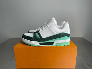 Baskets basses décontractées style streetwear à lacets avec empeigne en maille et semelle intermédiaire amortie pour le quotidien et l'extérieur - Product Image 1