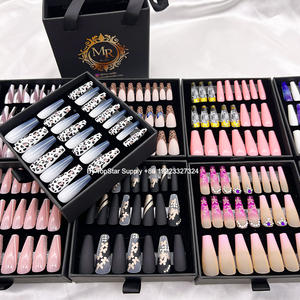 Kits de beauté pour <span class=keywords><strong>faux</strong></span> <span class=keywords><strong>ongles</strong></span> <span class=keywords><strong>à</strong></span> presser, haute qualité avec des cils adhésifs, rouge <span class=keywords><strong>à</strong></span> lèvres, pincettes - Product Image 3