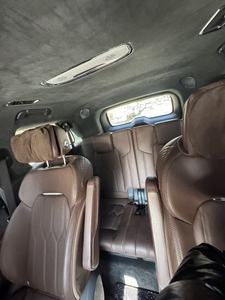 Hongqi LS7: Elegancia soberana, autoridad inigualable. Donde reina el poder, se extiende el lujo. - Product Image 5