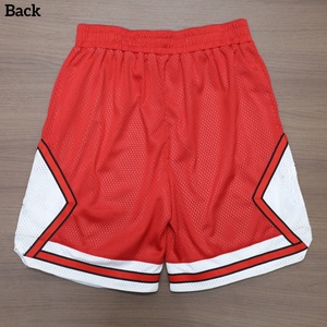 Shorts pour hommes de qualité supérieure en gros, logo personnalisé et tissu en maille respirant, shorts de sport d'été pour hommes - Product Image 3