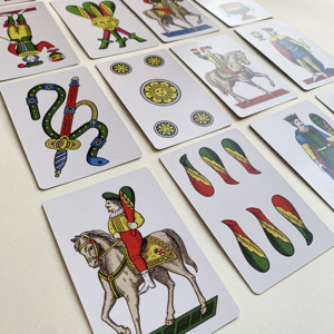 Naipes personalizados España Cartas de <span class=keywords><strong>poquer</strong></span> Poker alta calidad PVC juego de cartas naipes de papel - Product Image 3