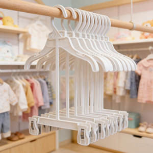 Appendiabiti Bianchi per Bambini all'Ingrosso Direttamente dalla Fabbrica per Set di Abbigliamento Combinabili con Ganci Superiori Personalizzabili per Vestiti per Bambini - Product Image 6