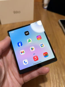 สมาร์ทโฟน 2026 IKKO MindOne Pro แรม 8GB รอม 256GB รองรับ <span class=keywords><strong>5G</strong></span> หน้าจอ 90Hz AMOLED กล้องแบบพลิกได้ OIS ระบบปฏิบัติการ Android 15 AI OS ภาษาฝรั่งเศส ชิปเซ็ต MTK - Product Image 4