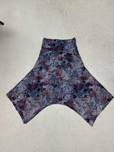 Falda midi de punto ajustada con estampado floral, corte bajo, dobladillo asimétrico, estilo Y2K vintage, malla irregular, para mujer, estilo streetwear americano. - Product Image 6