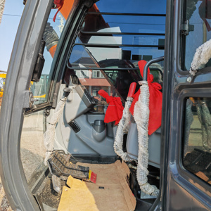 Mini-excavatrice d'occasion Hitachi ZX70 6 tonnes, pelle sur chenilles d'origine japonaise, pièces d'équipement de construction - Product Image 4