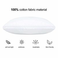 Coussin d'oreiller blanc doux et personnalisé de qualité hôtelière, neuf, ferme et confortable pour hôtels