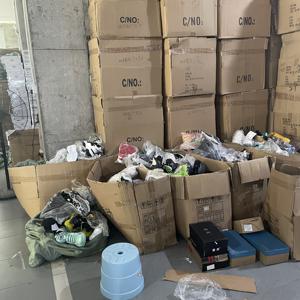 Chaussures de sport légères et respirantes de haute qualité pour femmes, style chunky, d'occasion, vente en gros en Chine - Product Image 1