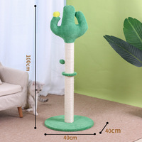 Vente en gros usine : Arbre à chat durable en forme de cactus en fausse fourrure, avec poteau à gratter, jouet boule en peluche et structure d'escalade