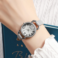 Montre Femme en Cuir à Quartz, Vente en Gros, Tendance, avec Diamants Incrustés et Cadran Niche en Nacre