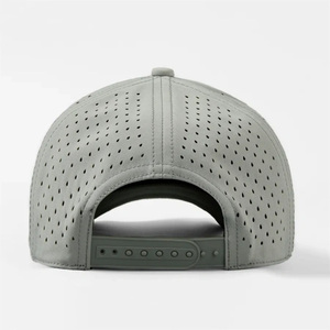 Casquette de sport OEM de haute qualité découpée au laser perforée à trou et bord incurvé structurée à 6 panneaux pour hommes et femmes - Product Image 5