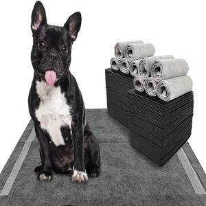 Tapis d'entraînement pour chiots jetables écologiques en <span class=keywords><strong>film</strong></span> noir absorbant, matériau en charbon de bambou imperméable, directement de l'usine - Product Image 1