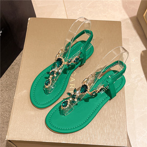 Sandali in PVC piatto bohémien da donna con catena di diamanti a catena per le vacanze estive con chiusura a fibbia - Product Image 1