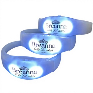 Pulsera LED de Silicona ABS+Silicona con Luz Intermitente Activada por Sonido, Pulseras Rítmicas para Graduación, No Tóxicas, para Uso en Adultos - Product Image 1